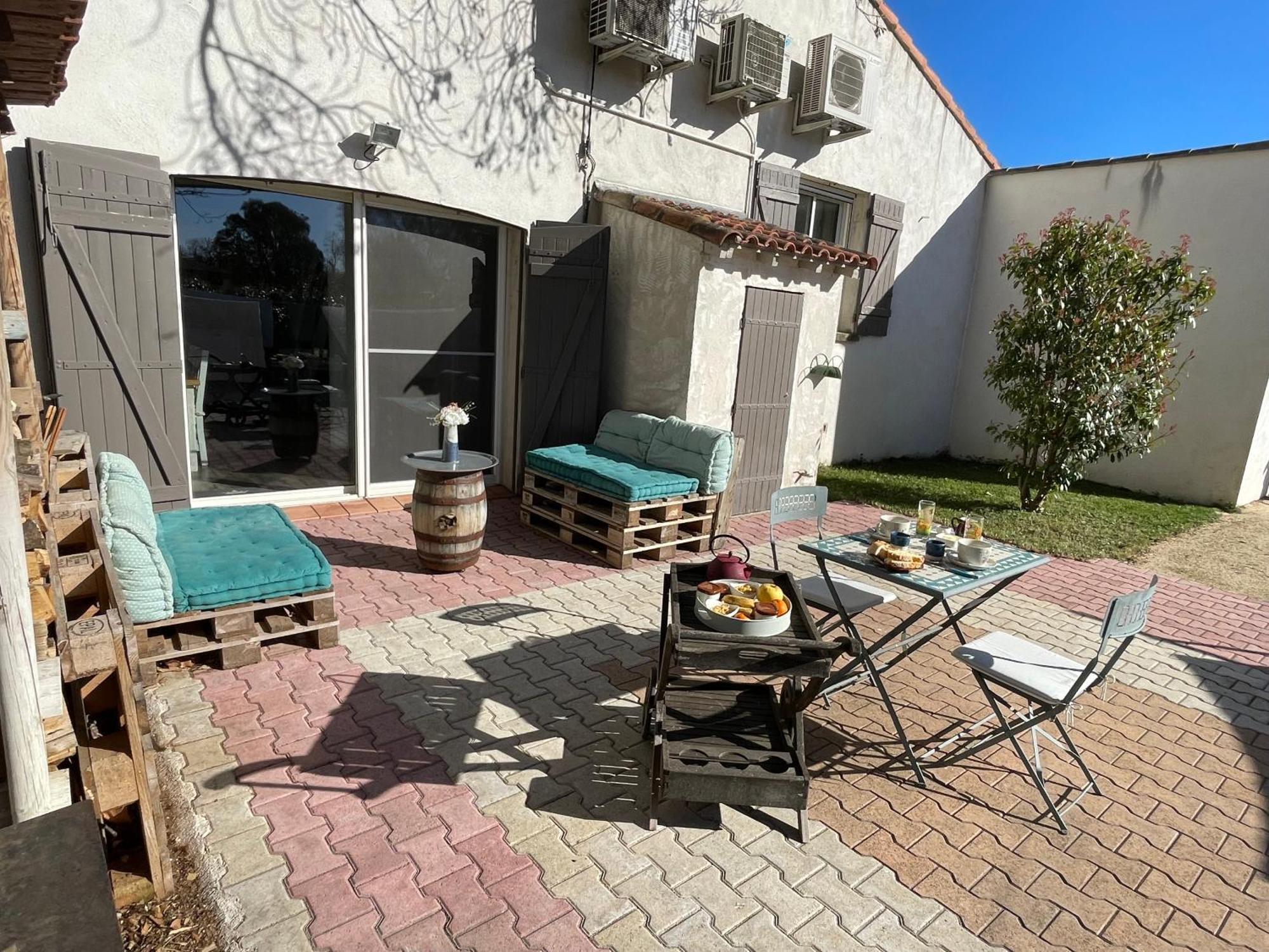 Arles Campagne Location "La Campagn'Arles" Bed & Breakfast ภายนอก รูปภาพ