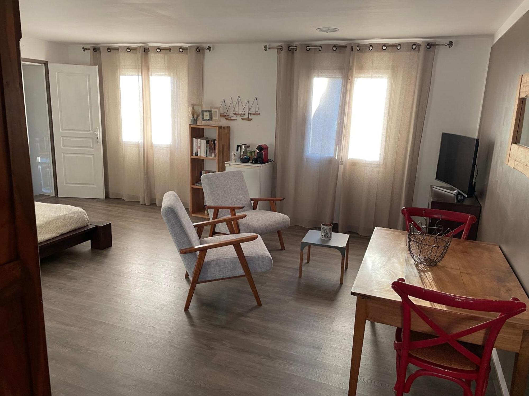 Arles Campagne Location "La Campagn'Arles" Bed & Breakfast ภายนอก รูปภาพ